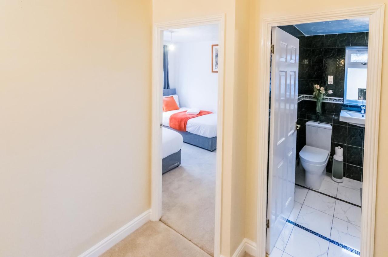 Burnham House - Labrad Homes エクステリア 写真
